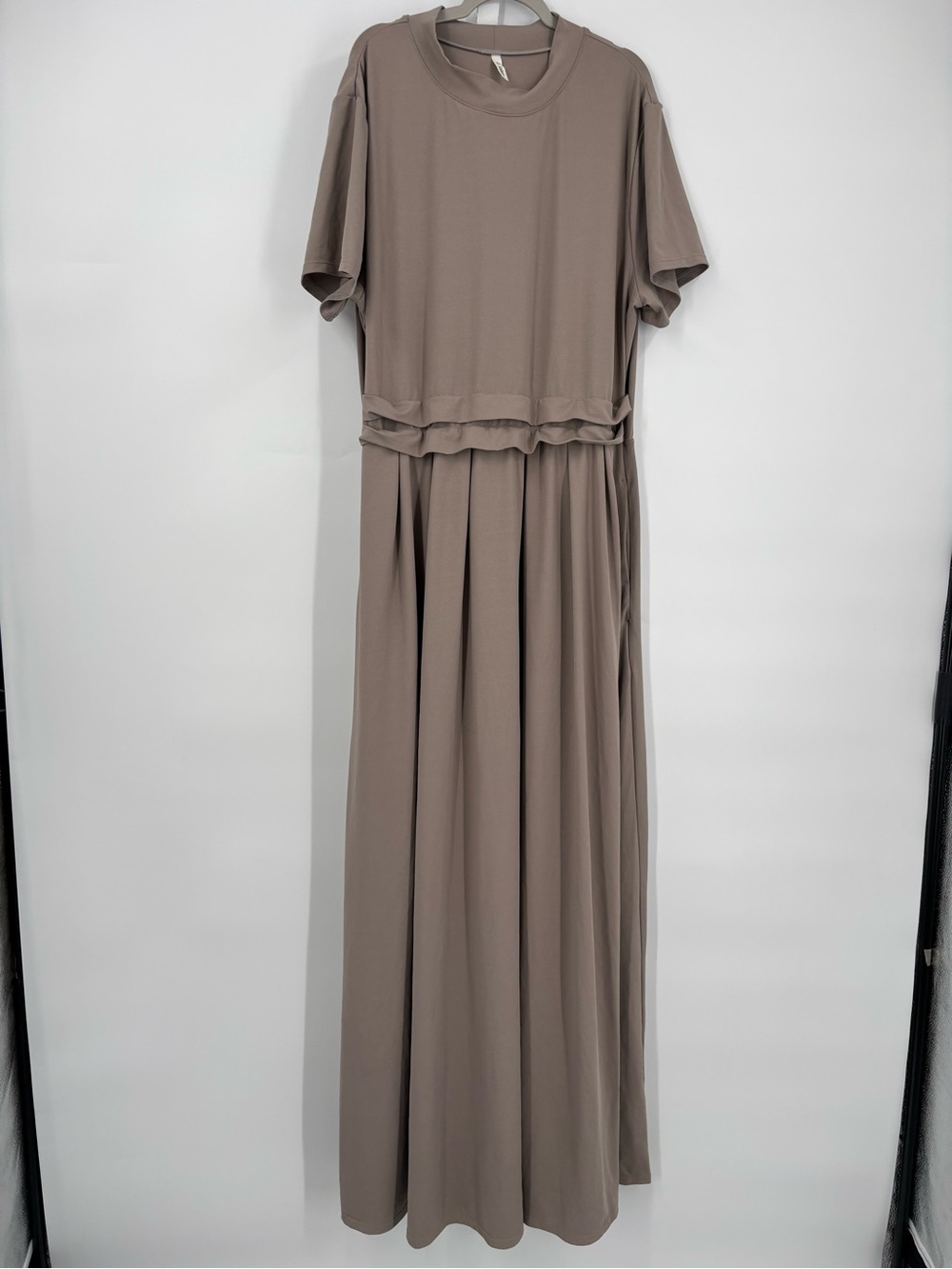 HALARA stand collar short sleeve pocket maxi dress - Picture 4 of 7